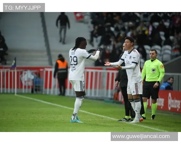 洪都拉斯足球队球星崭露头角 引领国家队迎来新辉煌